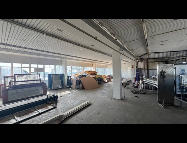 1,178M² WAREHOUSE TO LET IN WYNBERG
